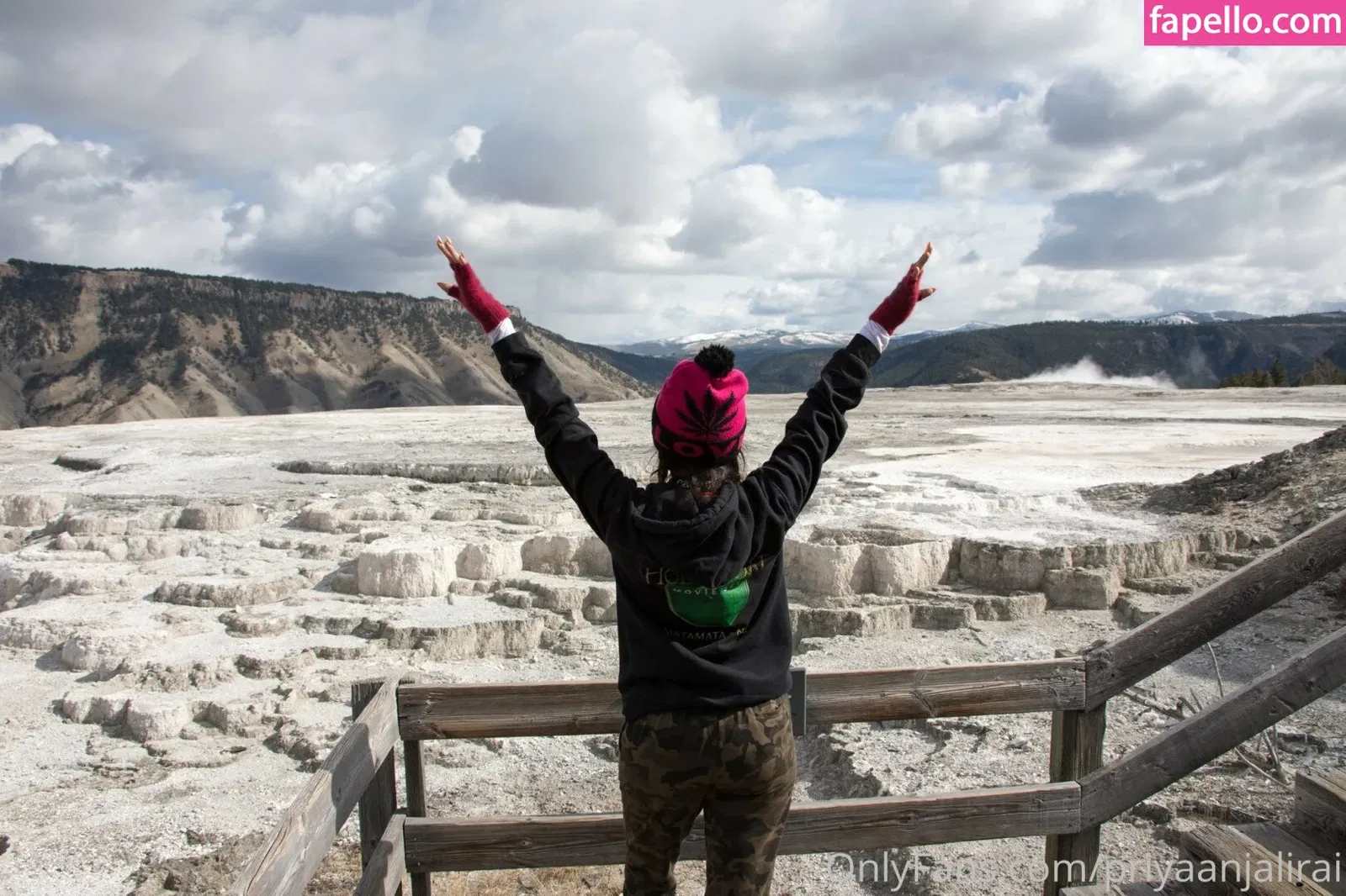 Priya Anjali Rai Onlyfans Photo Gallery 