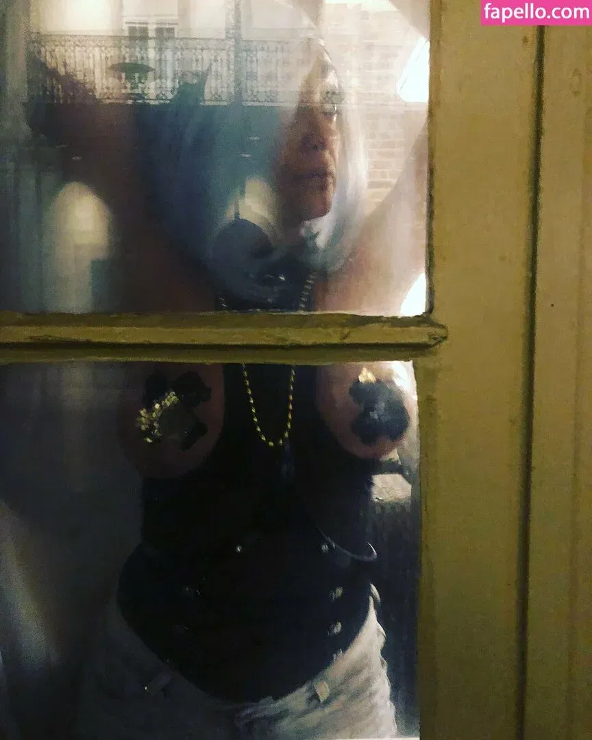 Priya Anjali Rai Onlyfans Photo Gallery 