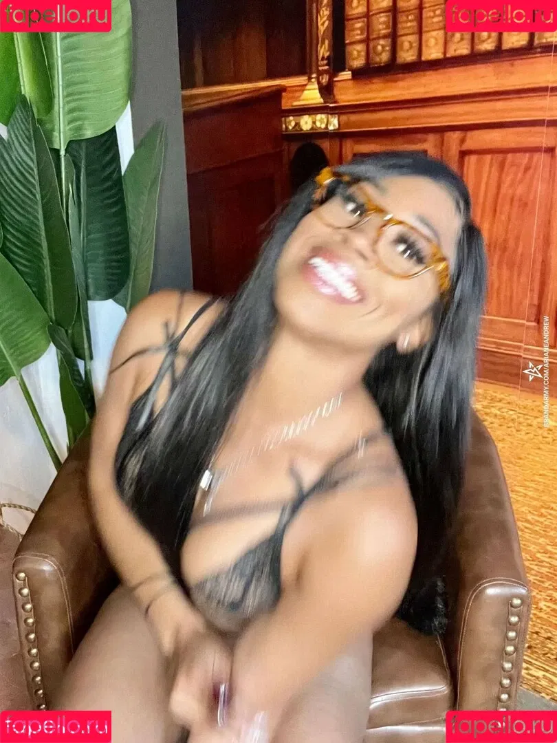 Ariane Andrew Onlyfans Photo Gallery 