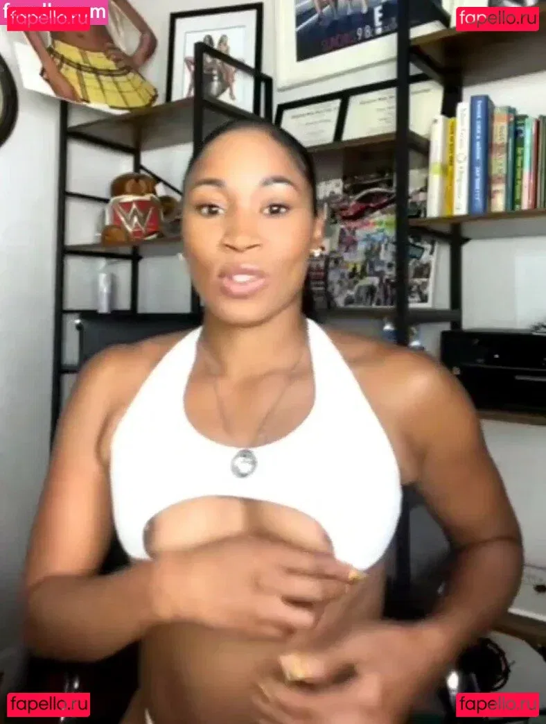 Ariane Andrew Onlyfans Photo Gallery 