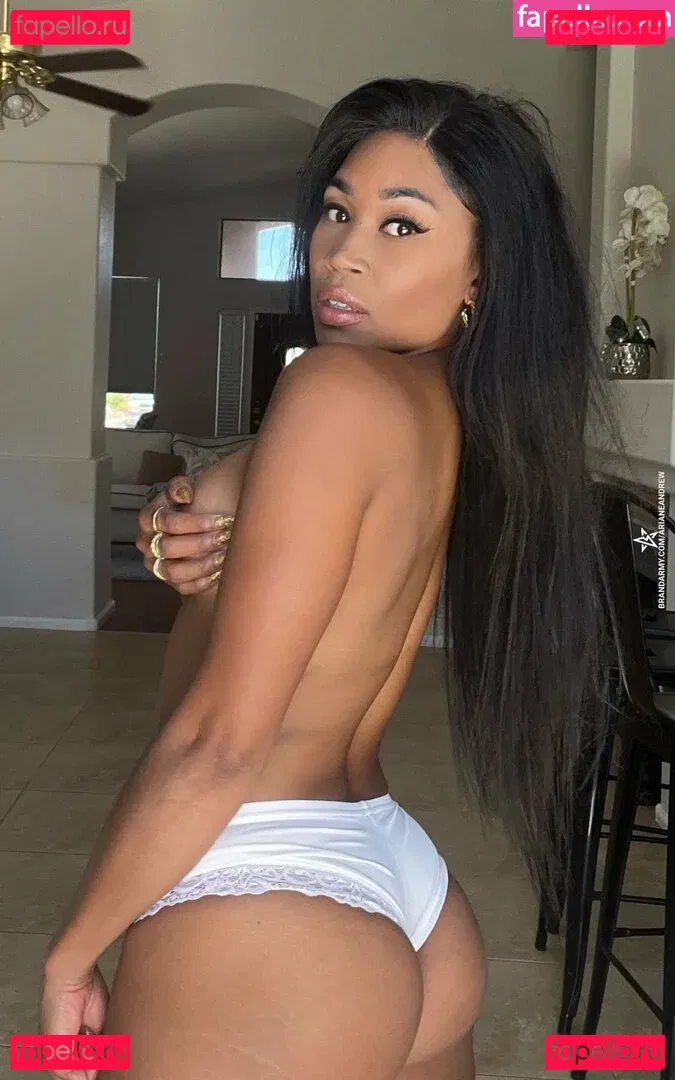 Ariane Andrew Onlyfans Photo Gallery 