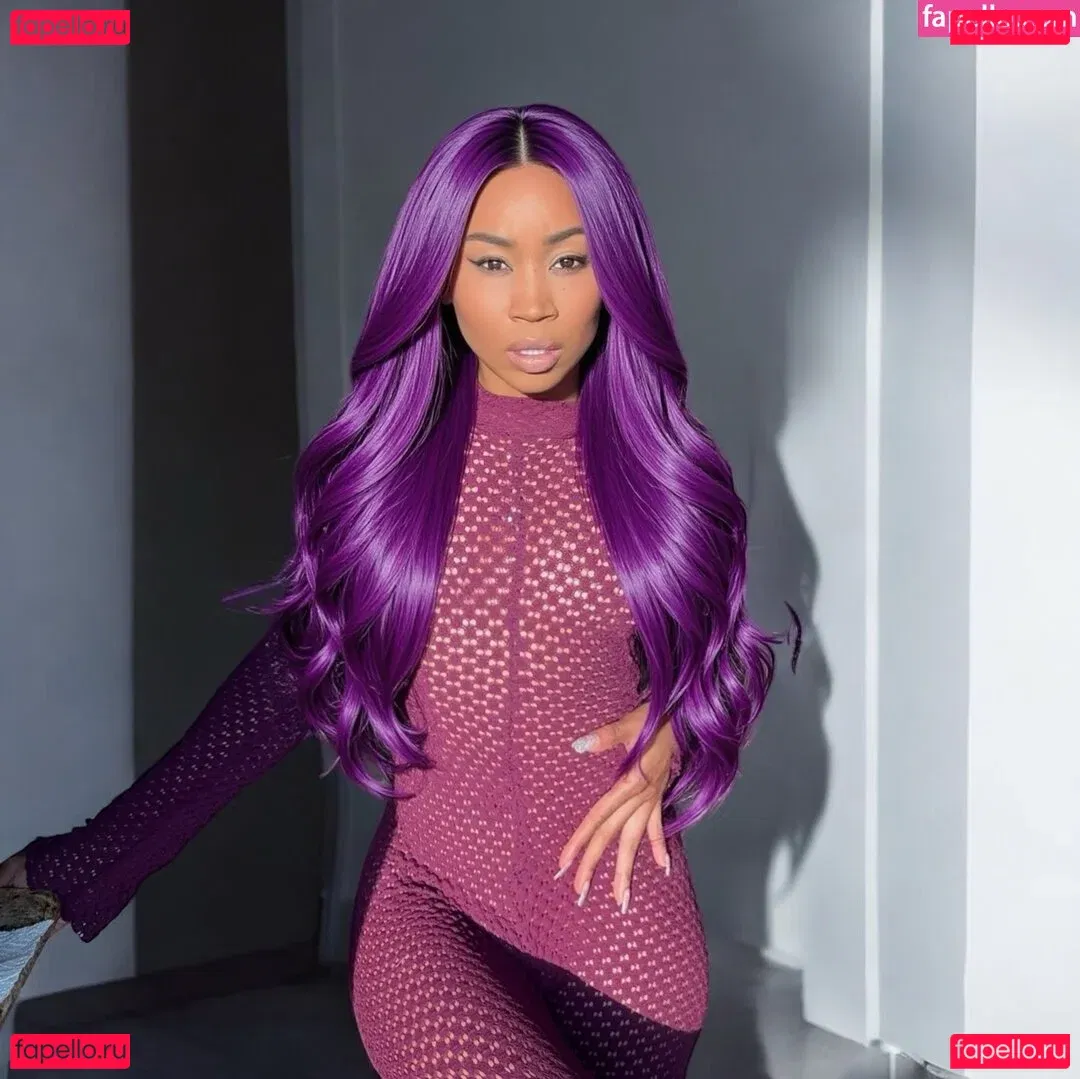 Ariane Andrew Onlyfans Photo Gallery 