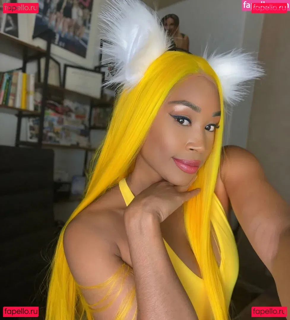 Ariane Andrew Onlyfans Photo Gallery 