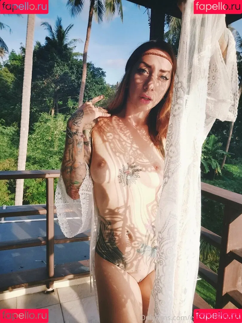 Enchantress_sg Onlyfans Photo Gallery 