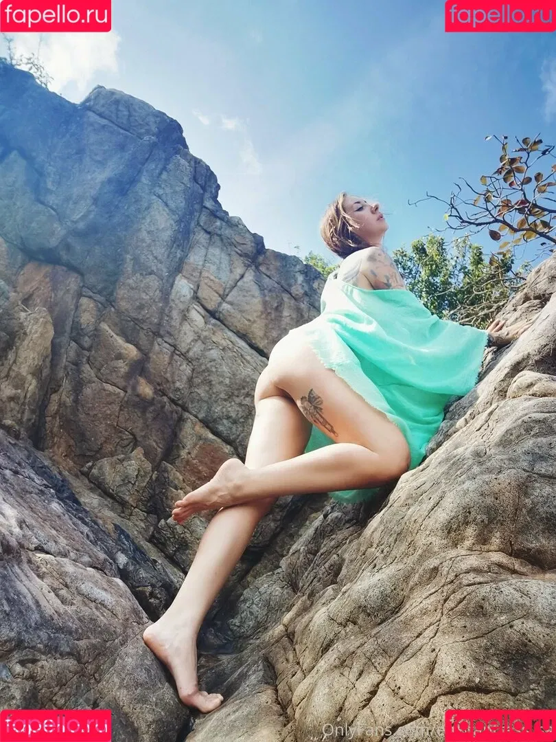 Enchantress_sg Onlyfans Photo Gallery 