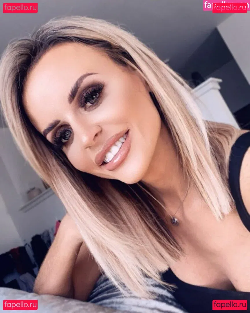 Nicole Farrell Edinburgh Onlyfans Photo Gallery 