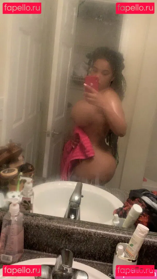 Raychiel Onlyfans Photo Gallery 