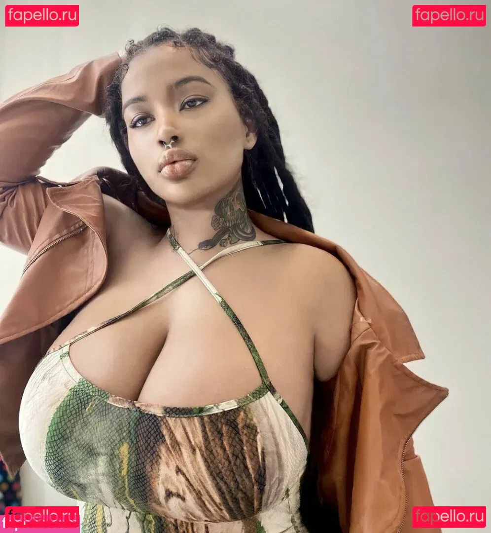 Raychiel Onlyfans Photo Gallery 