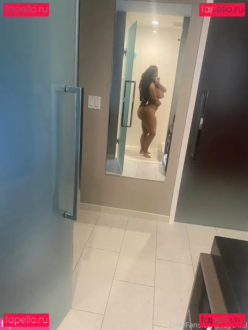 Raychiel Onlyfans Photo Gallery 