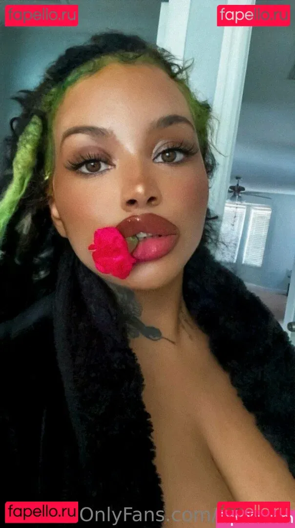 Raychiel Onlyfans Photo Gallery 