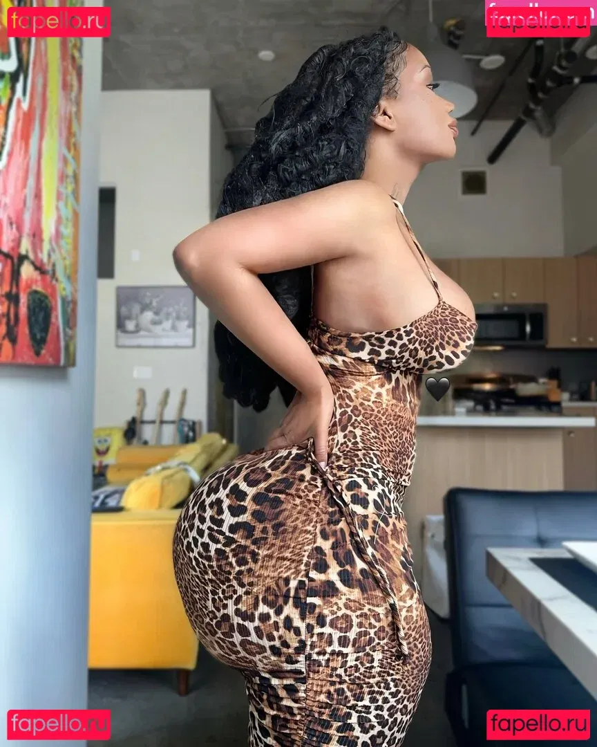 Raychiel Onlyfans Photo Gallery 