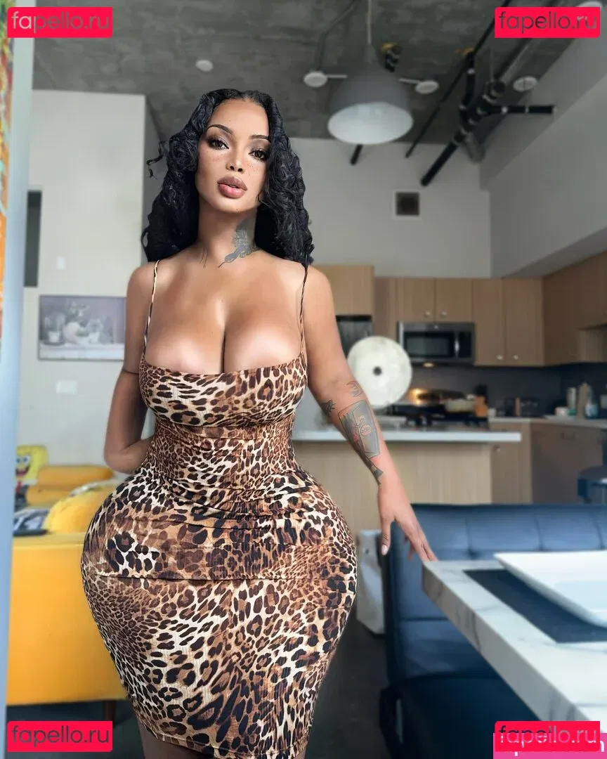 Raychiel Onlyfans Photo Gallery 