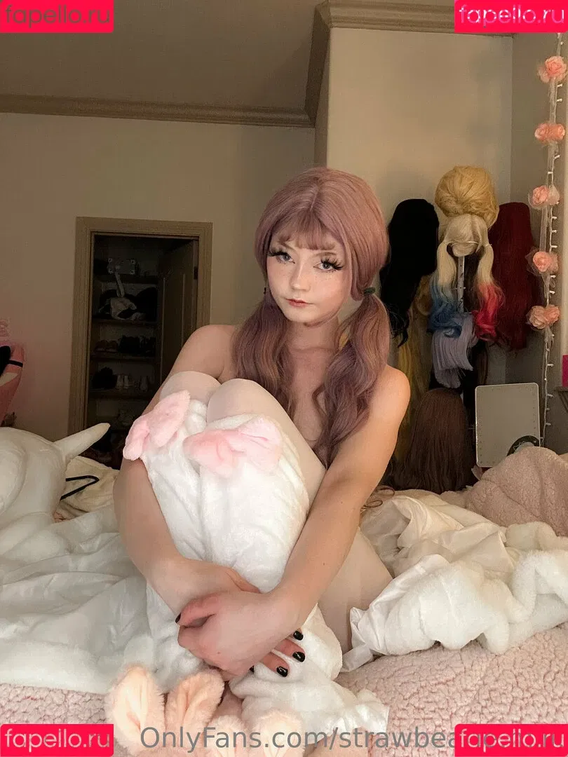 strawbearie.milk Onlyfans Photo Gallery 