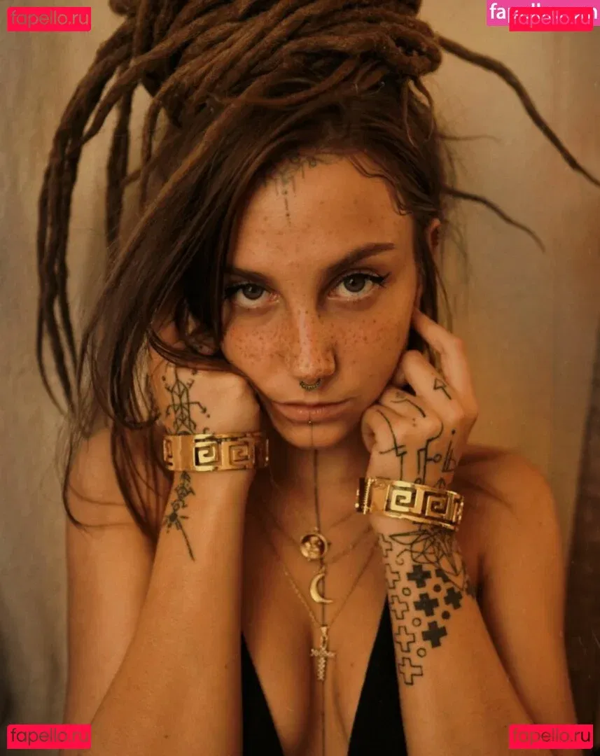 Kaligayatri Onlyfans Photo Gallery 