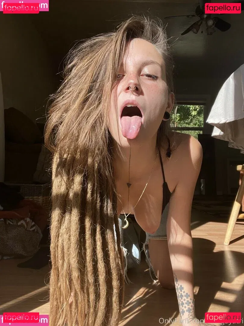 Kaligayatri Onlyfans Photo Gallery 