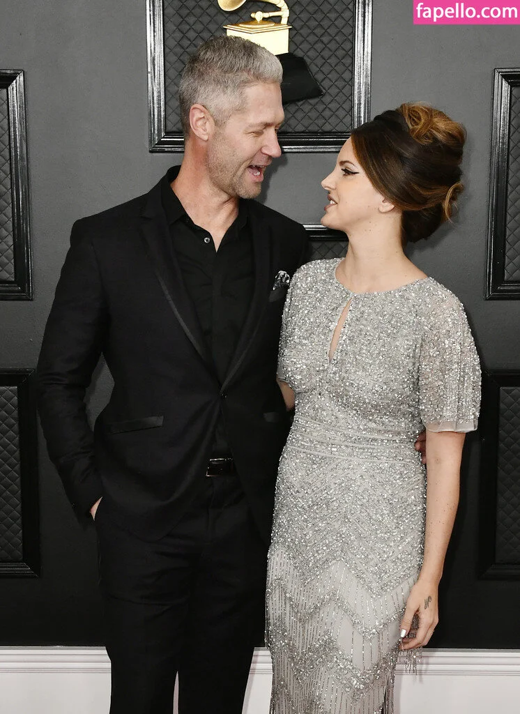 Loni Rae Onlyfans Photo Gallery 