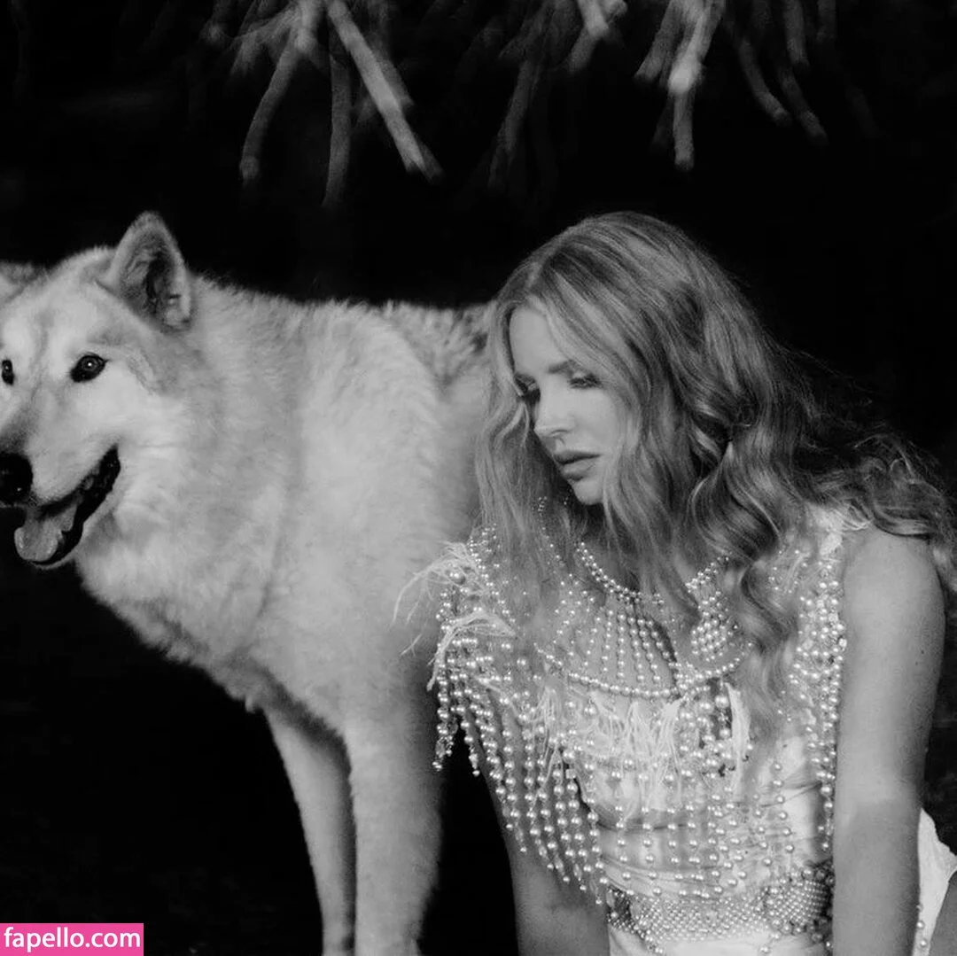 Loni Rae Onlyfans Photo Gallery 