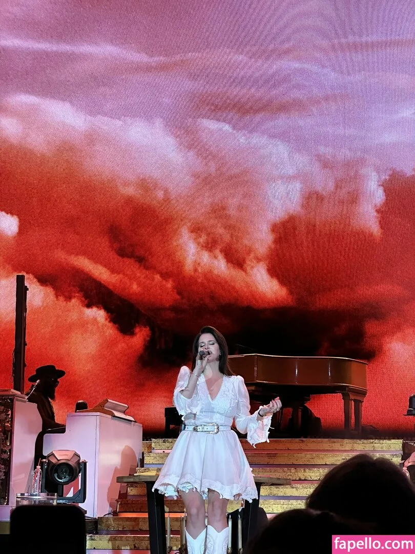 Loni Rae Onlyfans Photo Gallery 