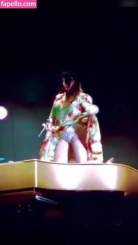 Loni Rae Onlyfans Photo Gallery 