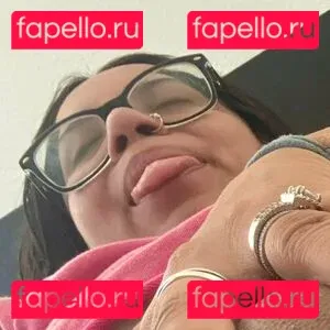 hotwifelisset Onlyfans Photo Gallery 