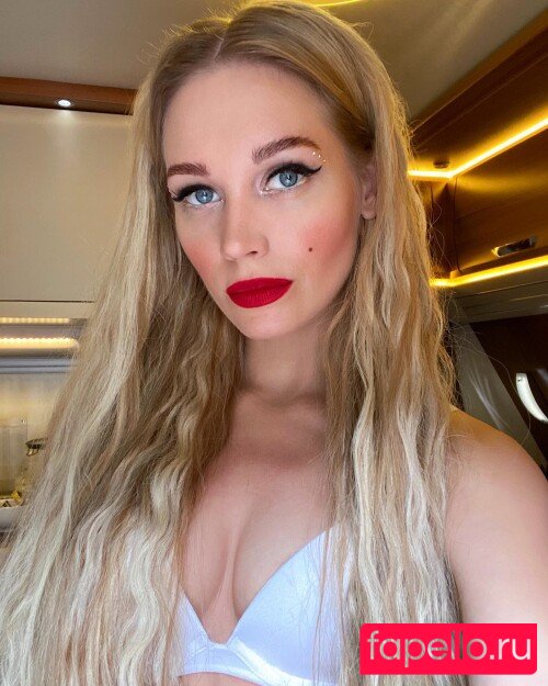 Kristina Asmus Nude Onlyfans Photo 17