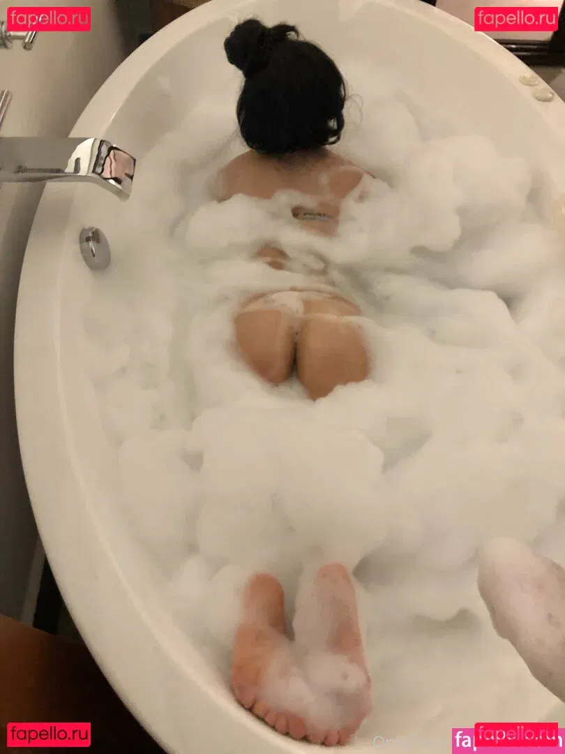 dark-blue Onlyfans Photo Gallery 