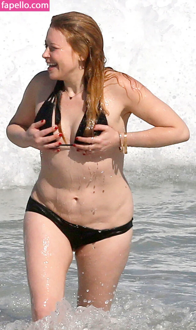 Natasha Lyonne Onlyfans Photo Gallery 