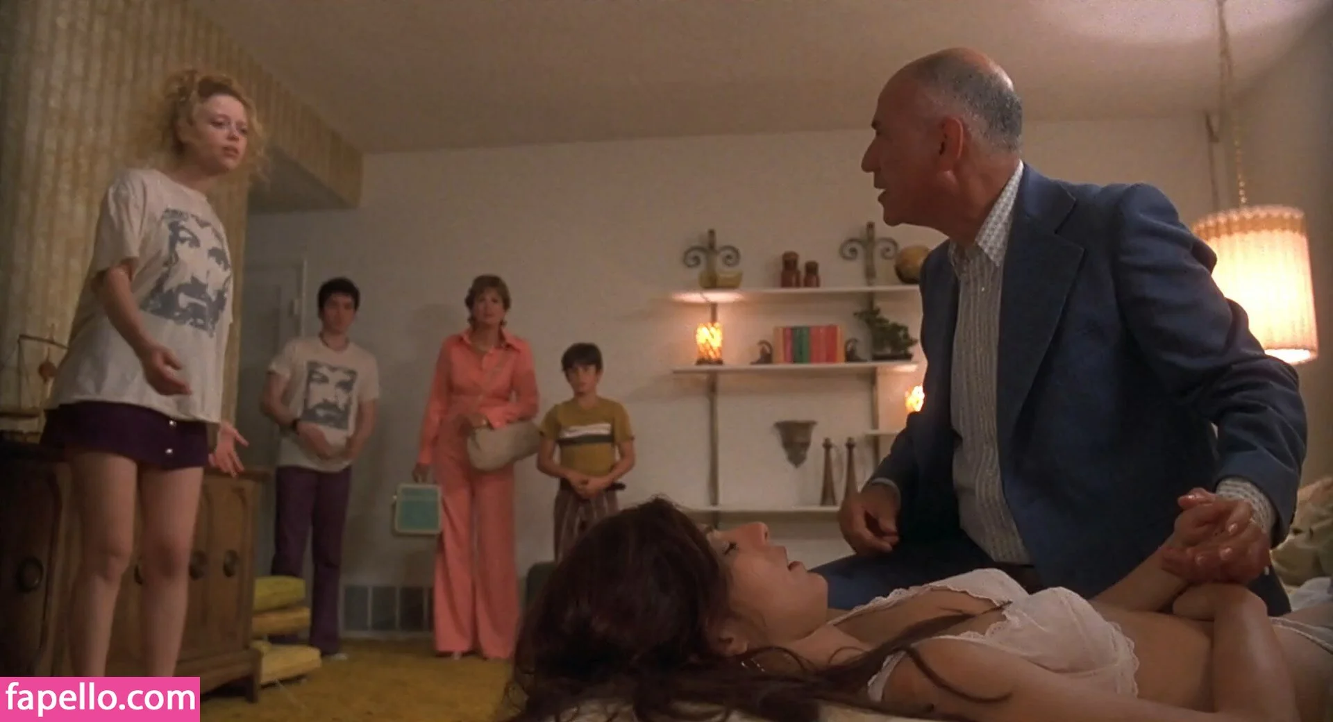 Natasha Lyonne Onlyfans Photo Gallery 