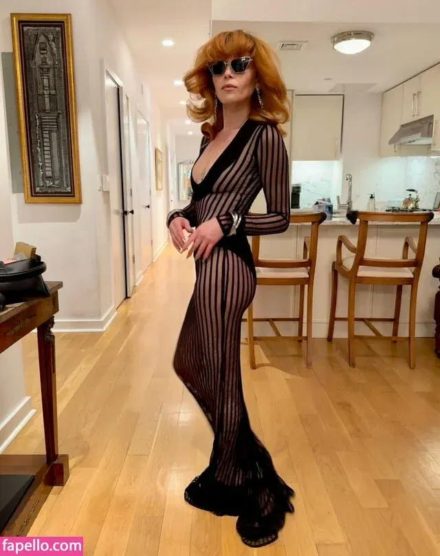 Natasha Lyonne Onlyfans Photo Gallery 