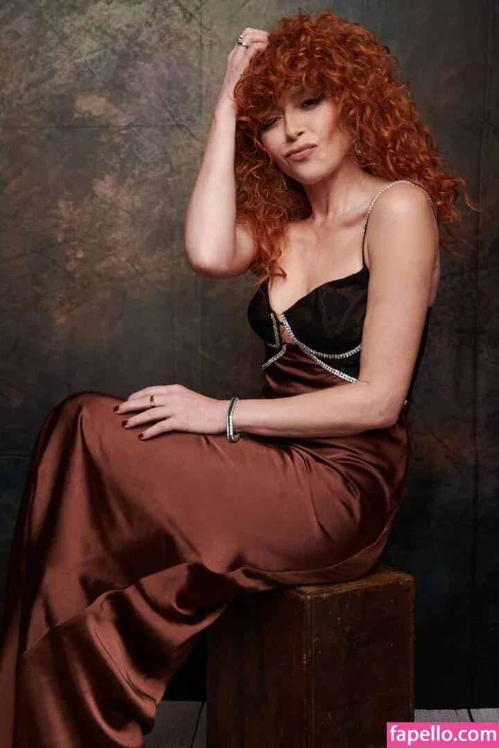 Natasha Lyonne Onlyfans Photo Gallery 