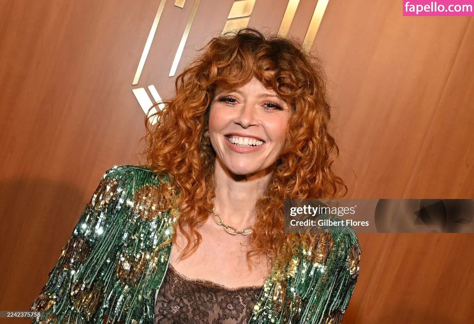 Natasha Lyonne Onlyfans Photo Gallery 