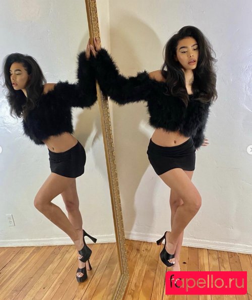 Naressa Valdez Onlyfans Photo Gallery 