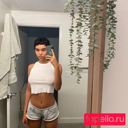 Naressa Valdez Onlyfans Photo Gallery 