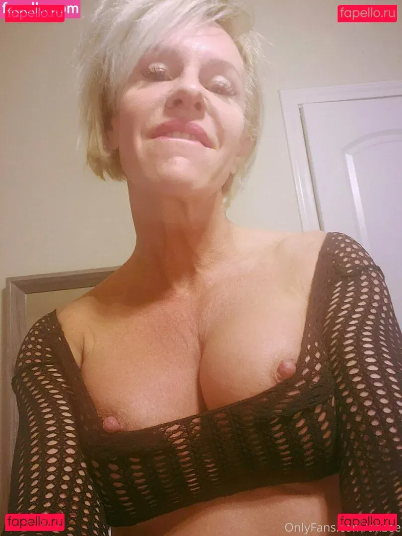 anzee Onlyfans Photo Gallery 