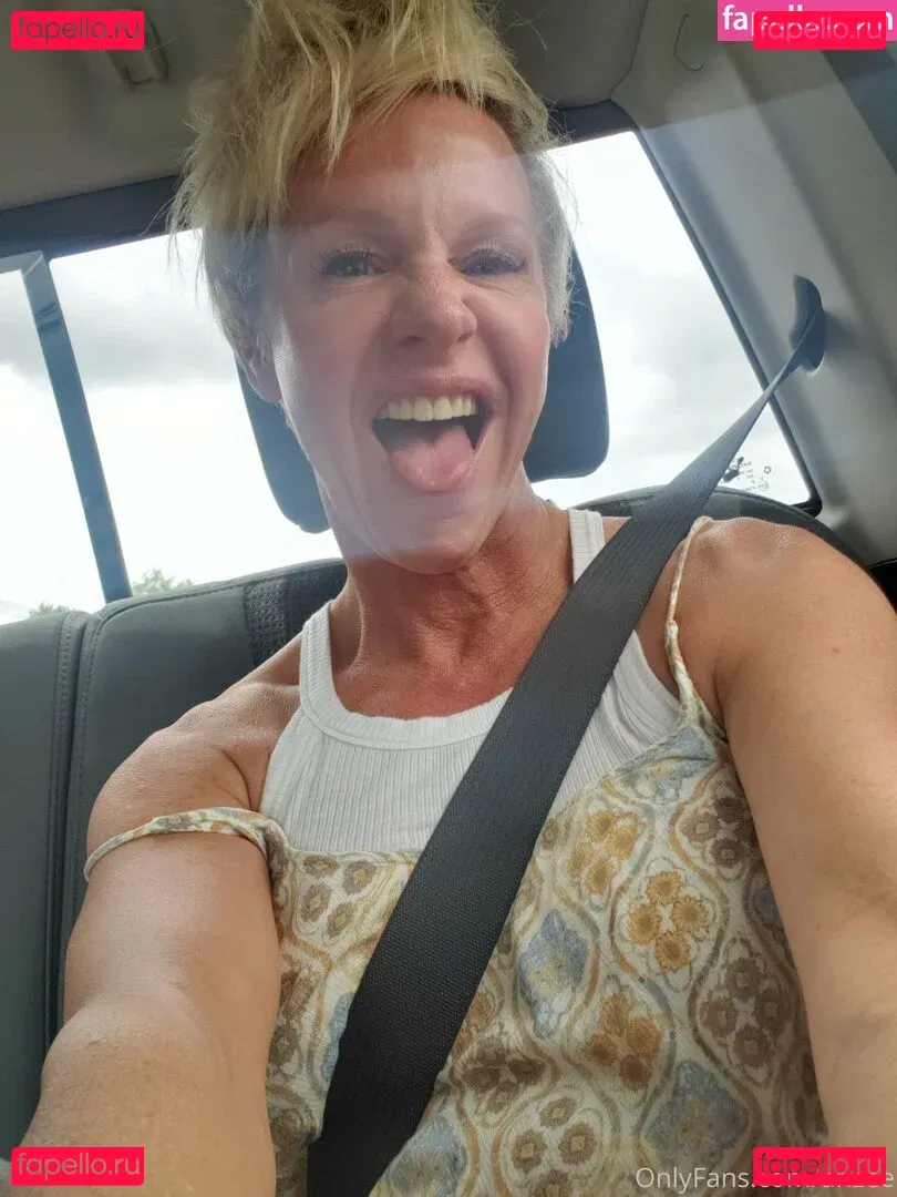 anzee Onlyfans Photo Gallery 