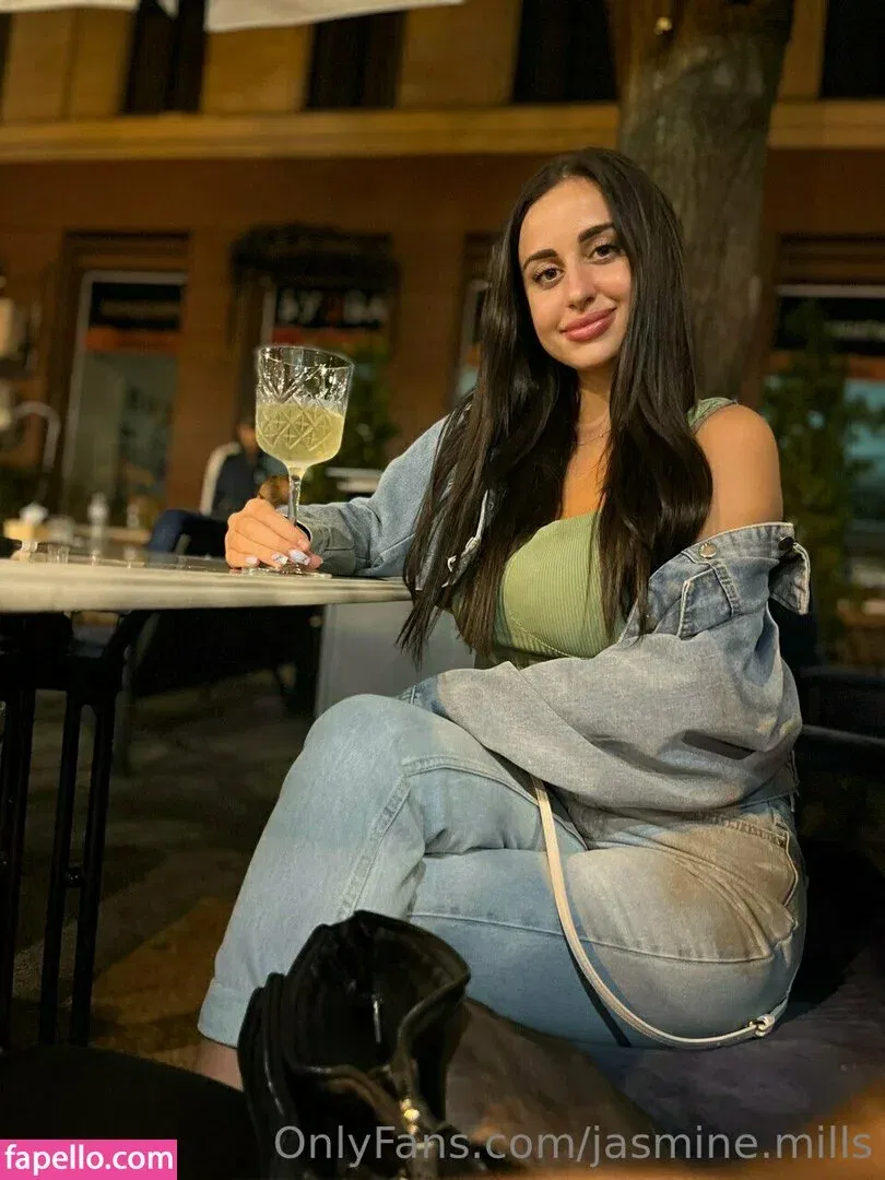 Jasmine Mills Onlyfans Photo Gallery 