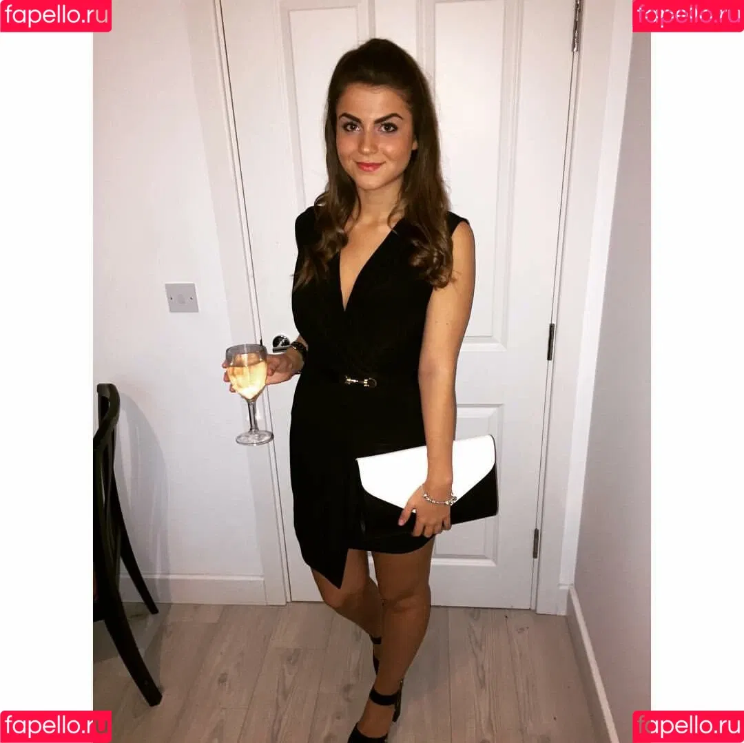 Lauren Fardon Onlyfans Photo Gallery 