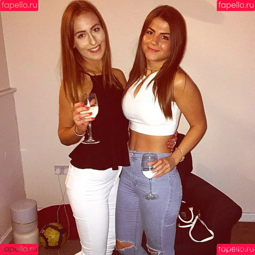 Lauren Fardon Onlyfans Photo Gallery 