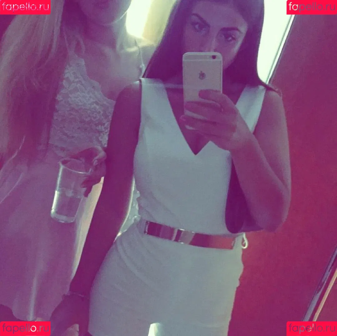 Lauren Fardon Onlyfans Photo Gallery 