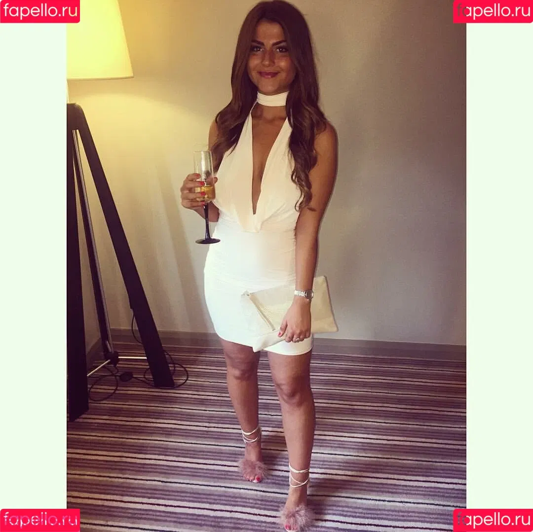 Lauren Fardon Onlyfans Photo Gallery 