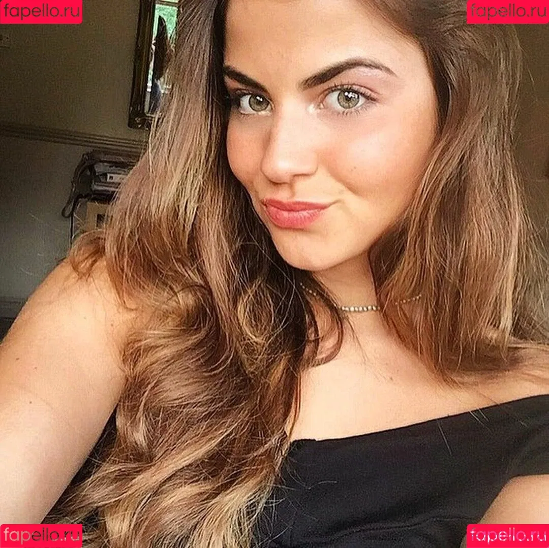 Lauren Fardon Onlyfans Photo Gallery 