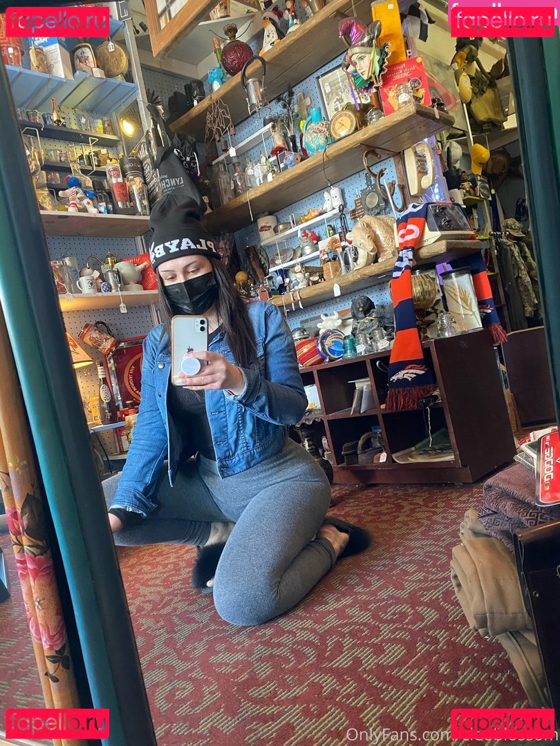 cloeblossom Nude Onlyfans Photo 15