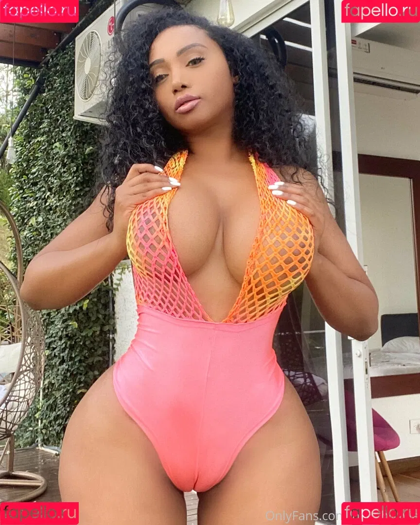 British Olivia Onlyfans Photo Gallery 