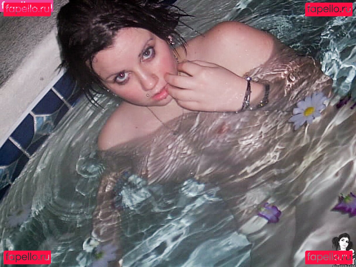 Quinne Nude Onlyfans Photo 15