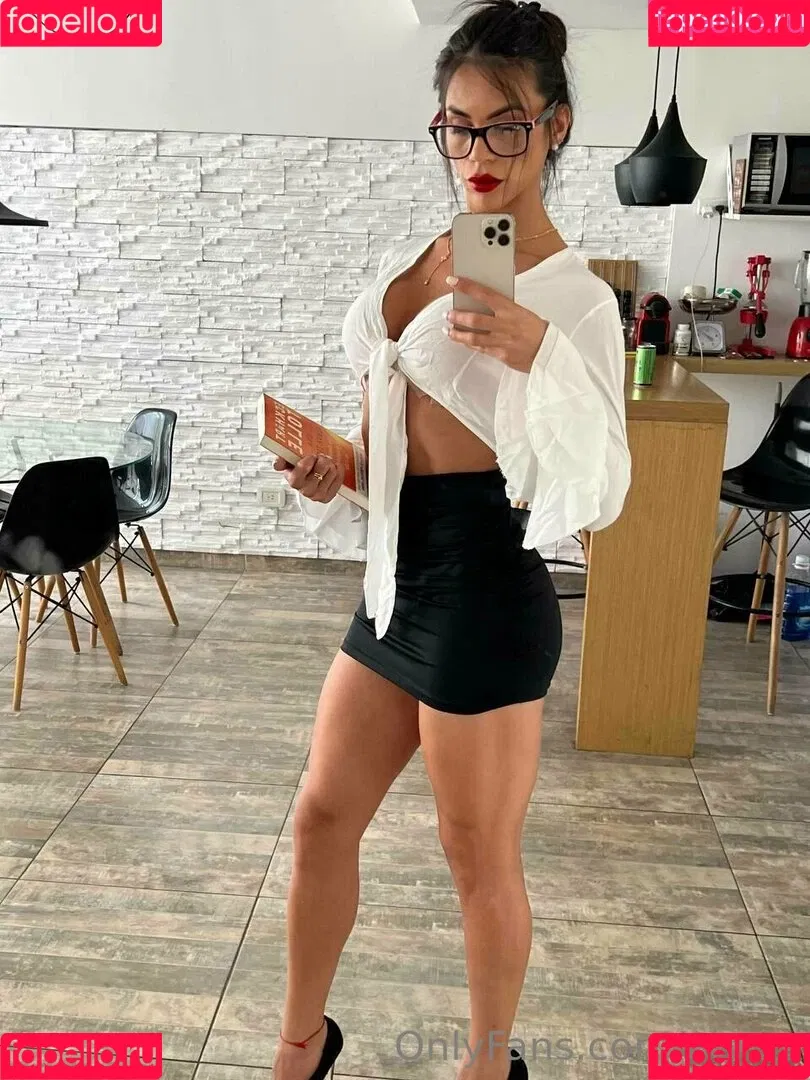 aly_ts Onlyfans Photo Gallery 