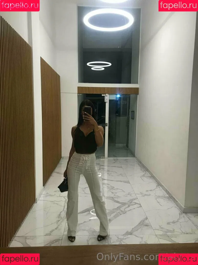 aly_ts Onlyfans Photo Gallery 