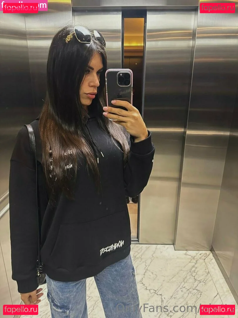 aly_ts Onlyfans Photo Gallery 