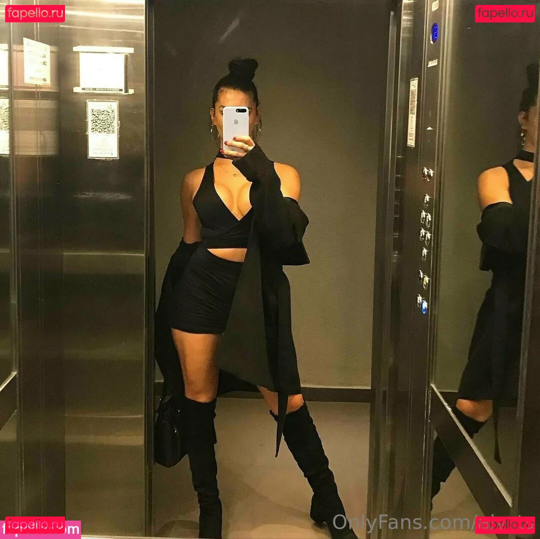 aly_ts Onlyfans Photo Gallery 