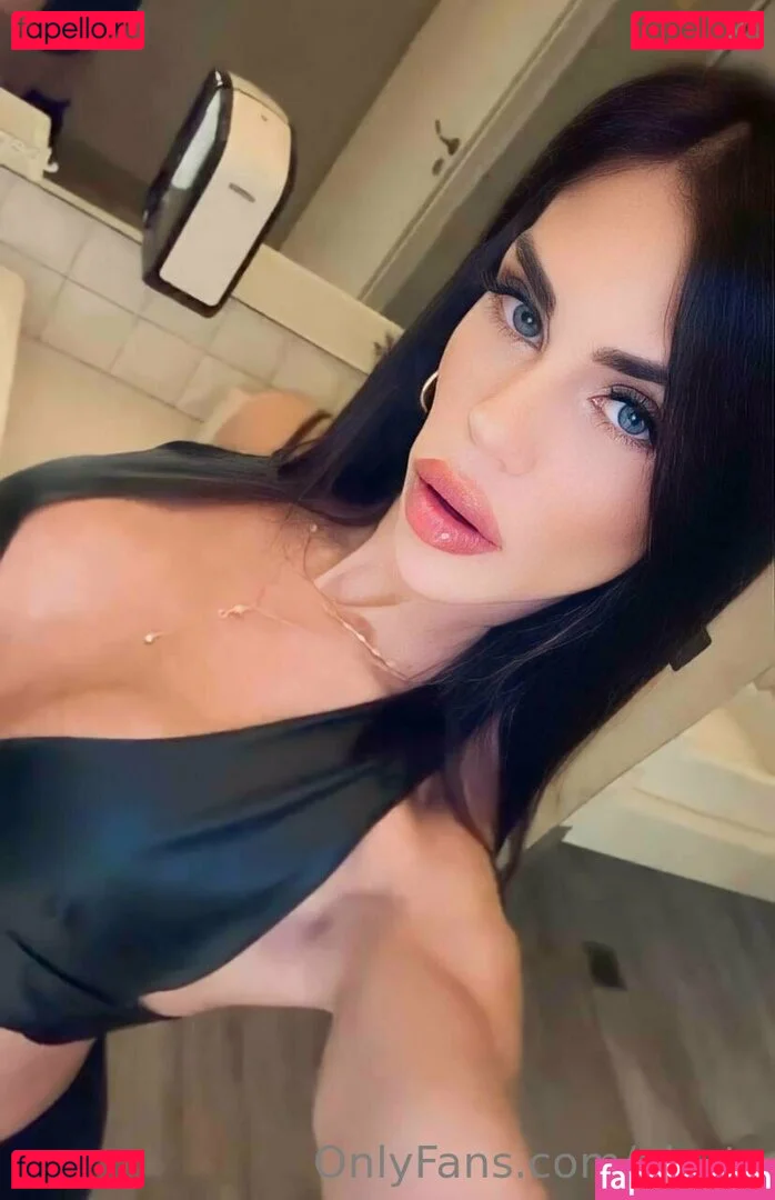 aly_ts Onlyfans Photo Gallery 