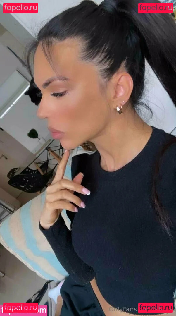 aly_ts Onlyfans Photo Gallery 